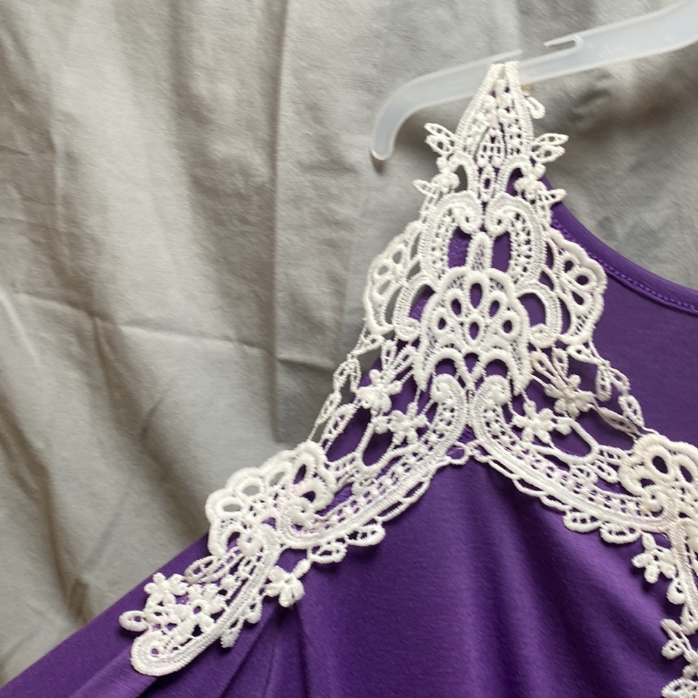 Never worn - Picture 2 of 3